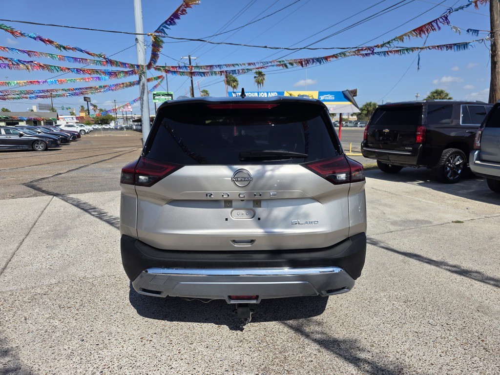 2022 Nissan Rogue Image 8