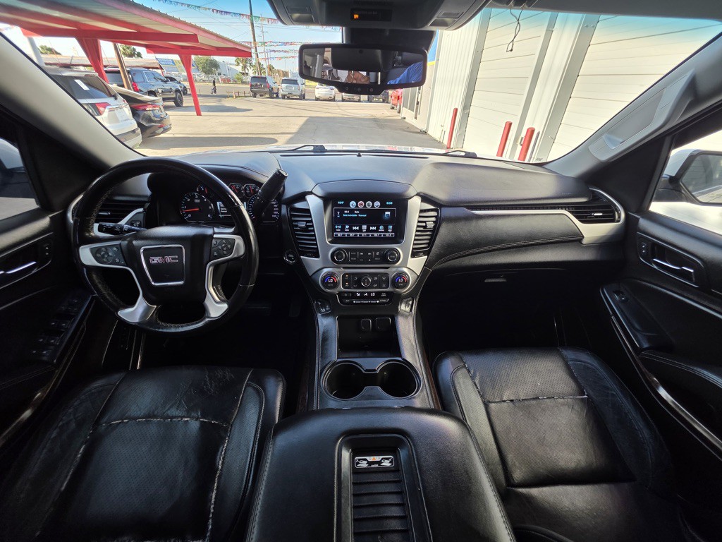 2017 GMC Yukon Image 12