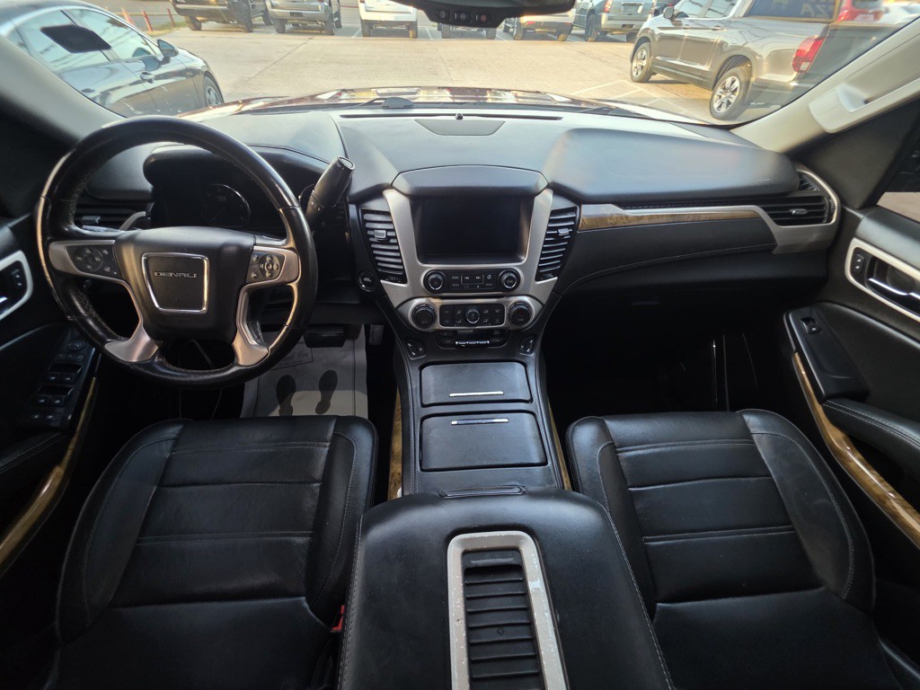 2017 GMC Yukon Image 12