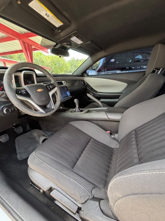 2015 Chevrolet Camaro Image 8