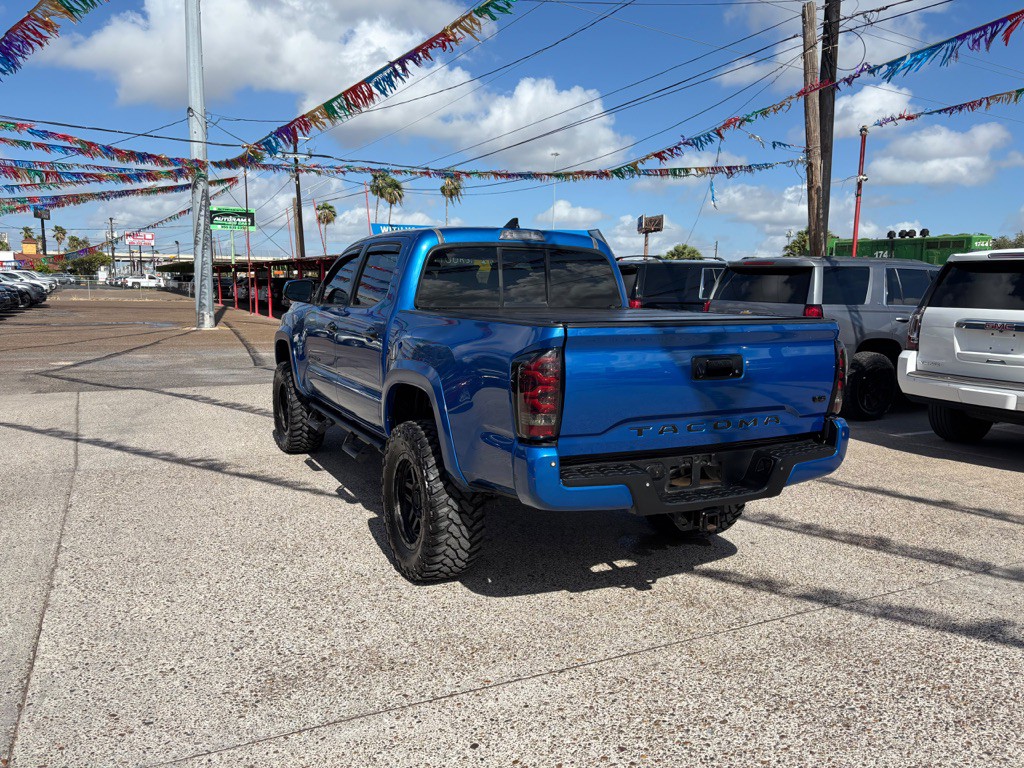 2016 Toyota Tacoma Image 6