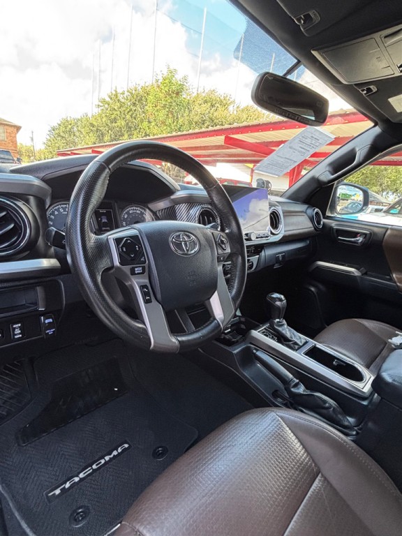 2016 Toyota Tacoma Image 15
