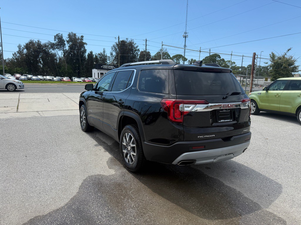 2023 GMC Acadia Image 6