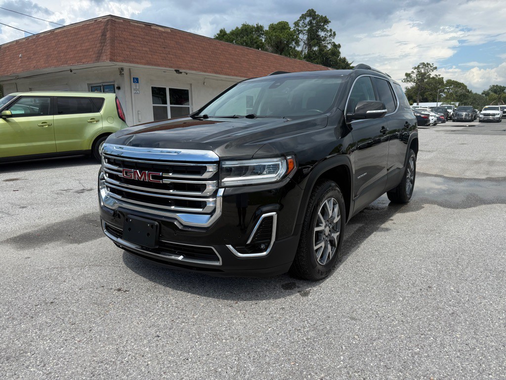 2023 GMC Acadia Image 8