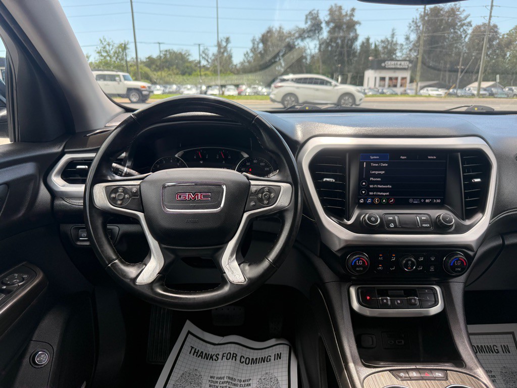 2023 GMC Acadia Image 10