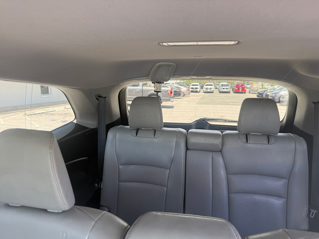 2017 Honda Pilot Image 15