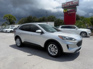 Image for 2020 Ford Escape SE ID: 7583880
