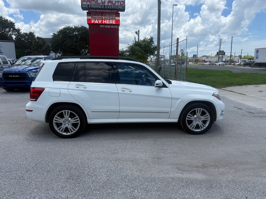 2015 Mercedes-Benz GLK-Class Image 3