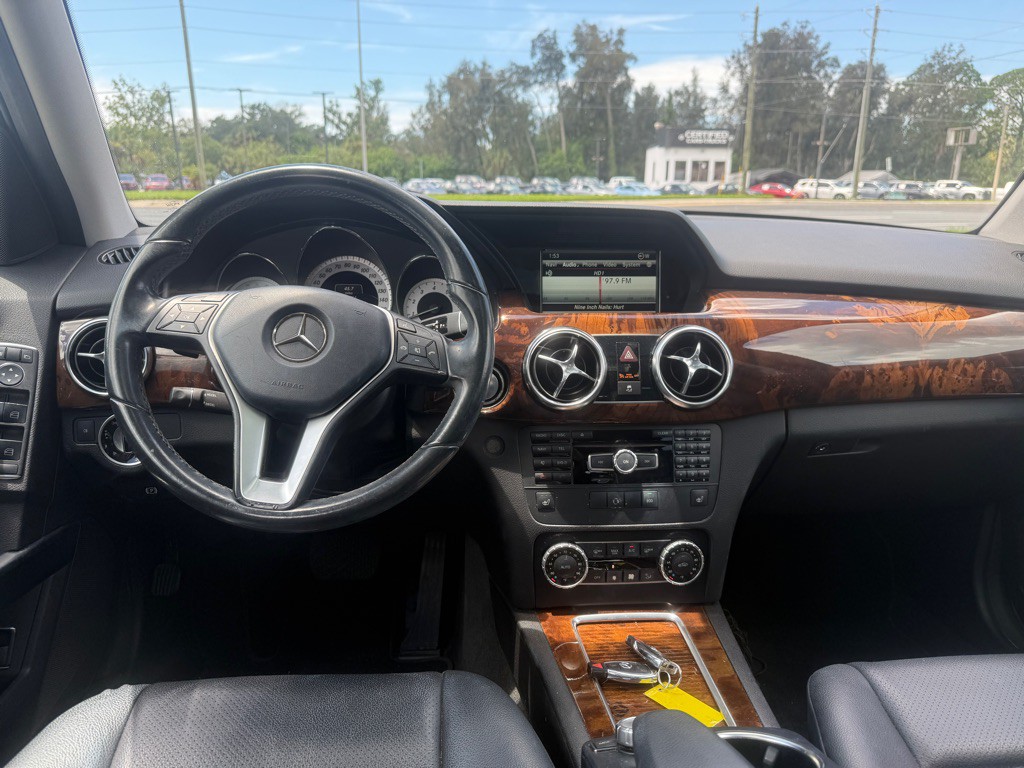 2015 Mercedes-Benz GLK-Class Image 10