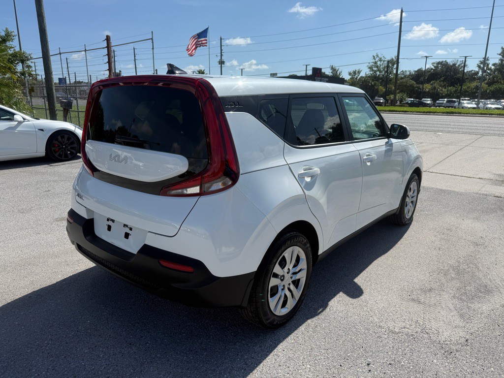 2022 Kia Soul Image 4