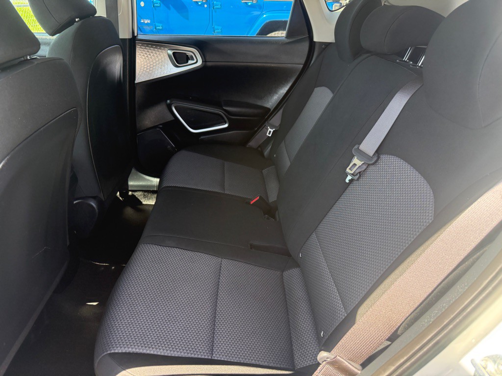 2022 Kia Soul Image 13