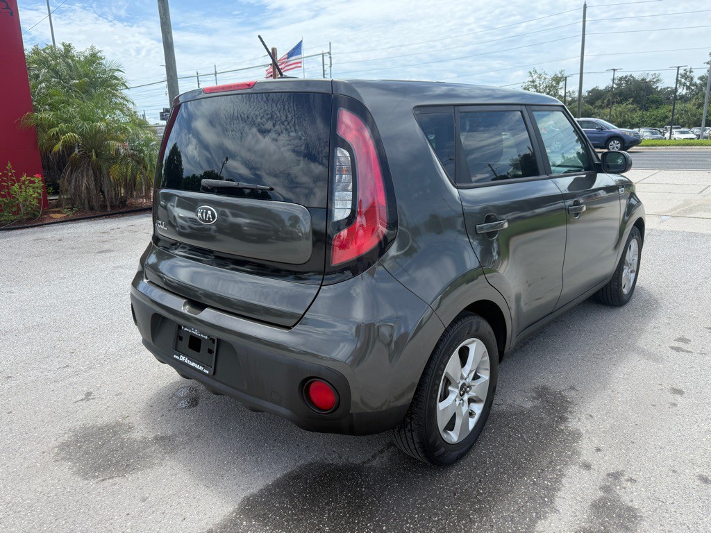 2018 Kia Soul Image 3
