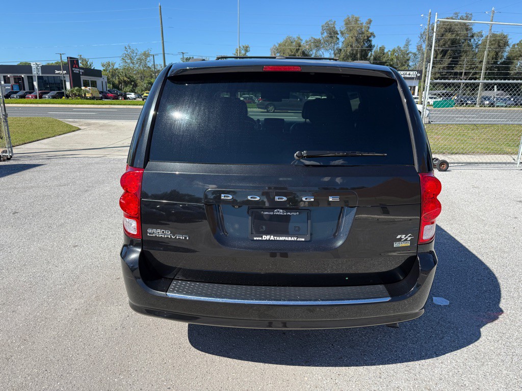 2016 Dodge Grand Caravan Image 5