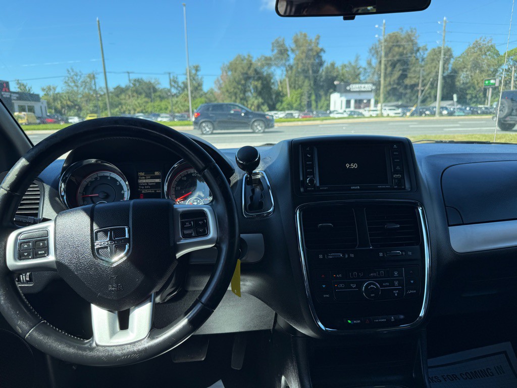 2016 Dodge Grand Caravan Image 10