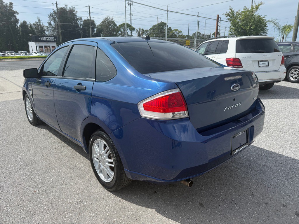 2008 Ford Focus Image 6