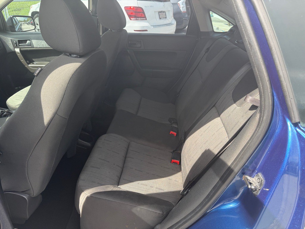 2008 Ford Focus Image 13