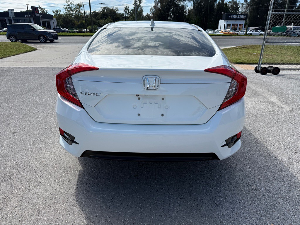 2018 Honda Civic Image 5
