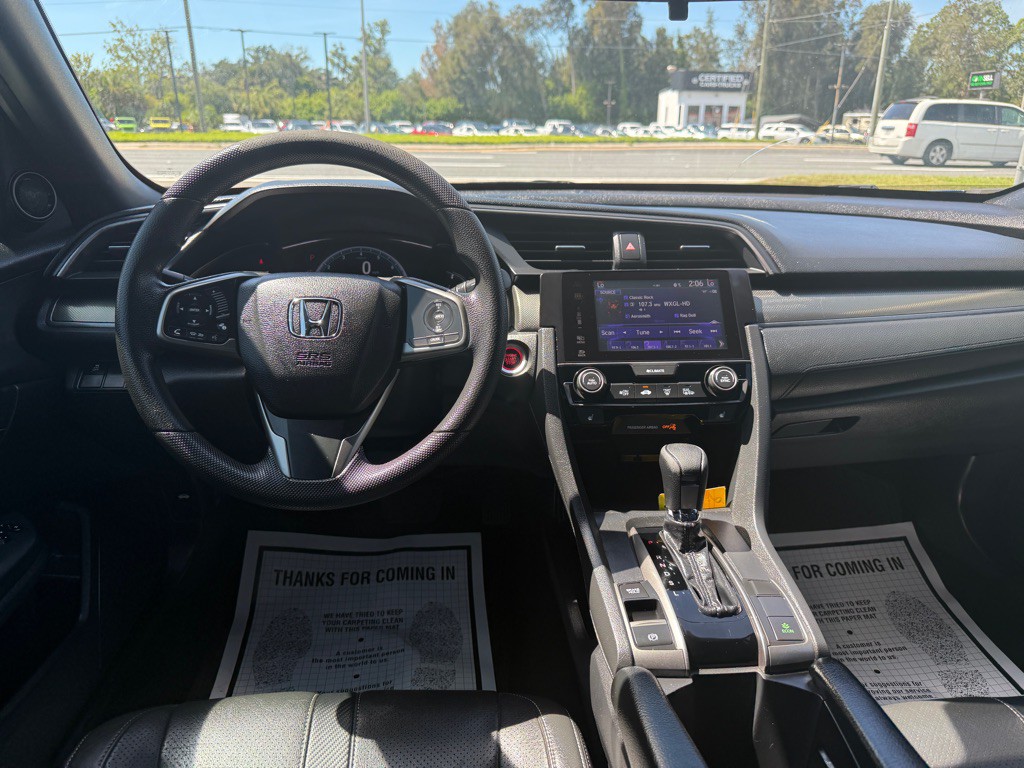 2018 Honda Civic Image 10