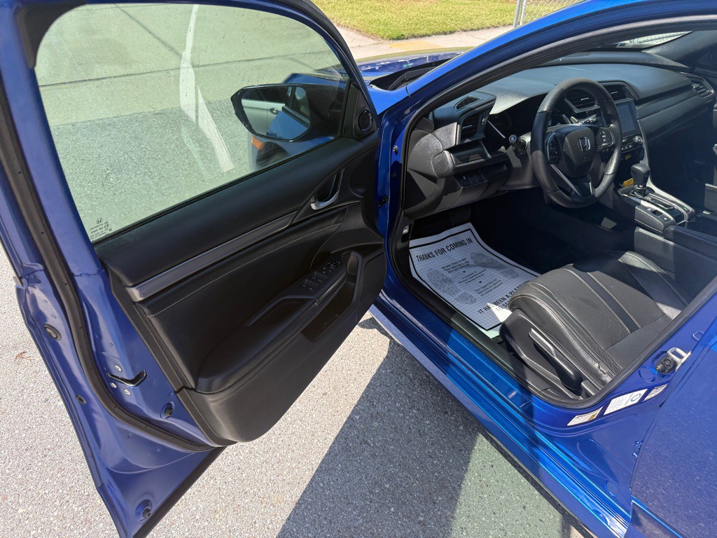 2018 Honda Civic Image 12