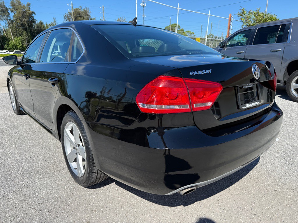 2012 Volkswagen Passat Image 6