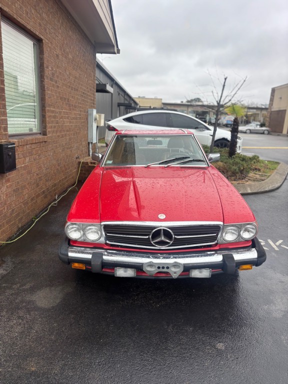 1988 Mercedes-Benz 560-Class Image 2