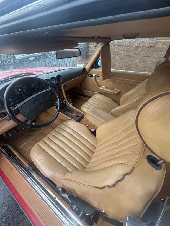 1988 Mercedes-Benz 560-Class Image 6