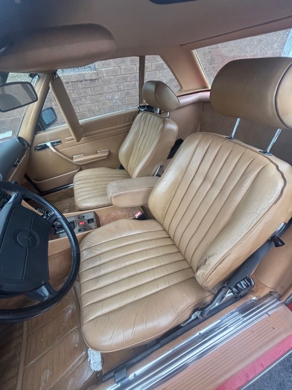 1988 Mercedes-Benz 560-Class Image 7