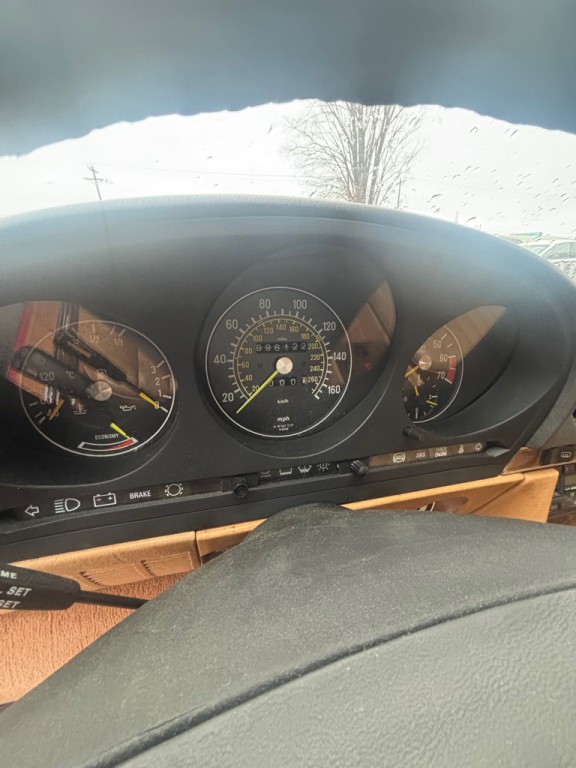 1988 Mercedes-Benz 560-Class Image 9