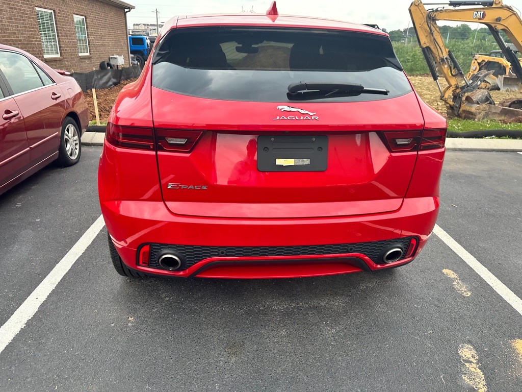 2018 Jaguar E-pace Image 16