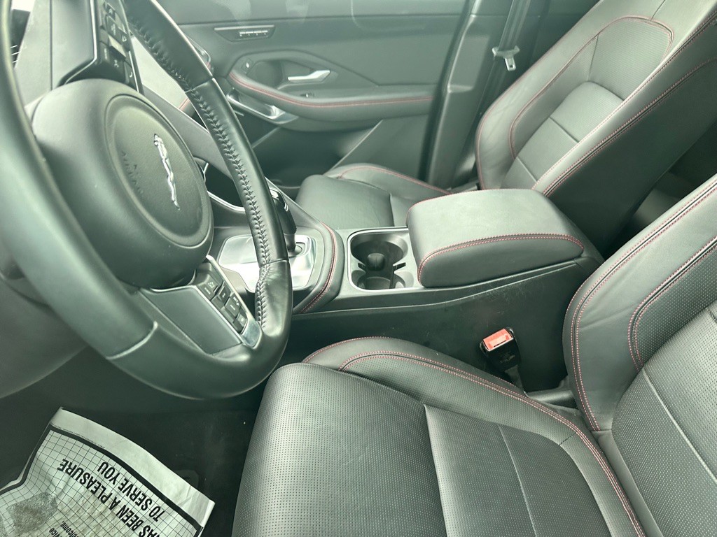2018 Jaguar E-pace Image 24
