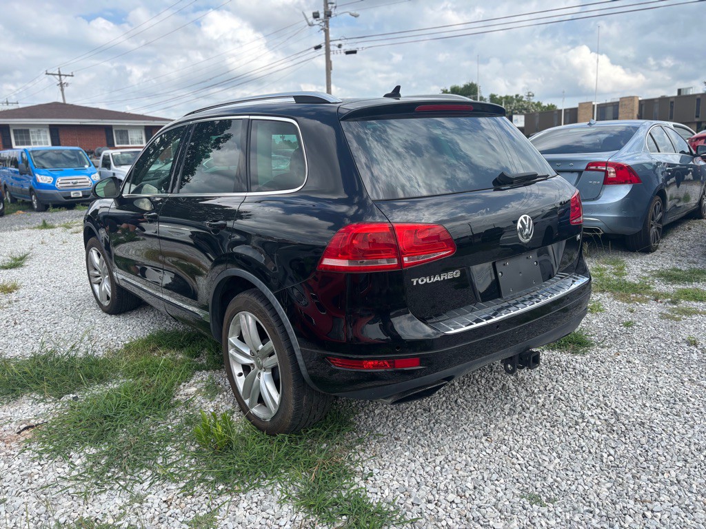 2013 Volkswagen Touareg Image 3
