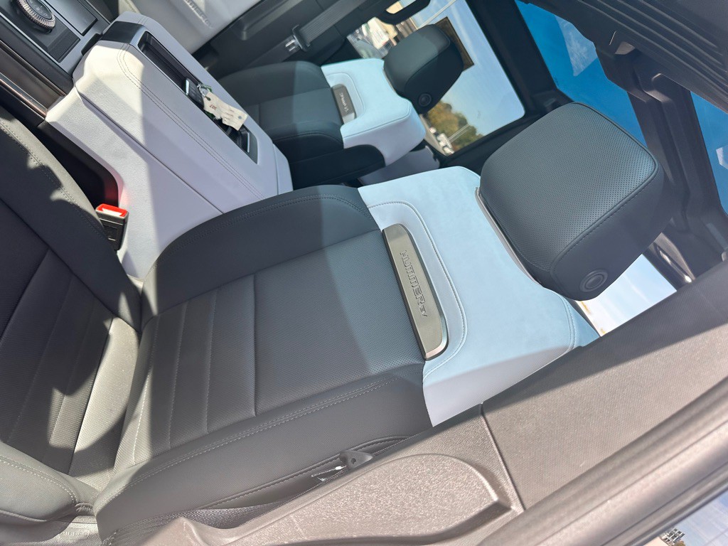 2023 GMC Hummer Pickup Image 29