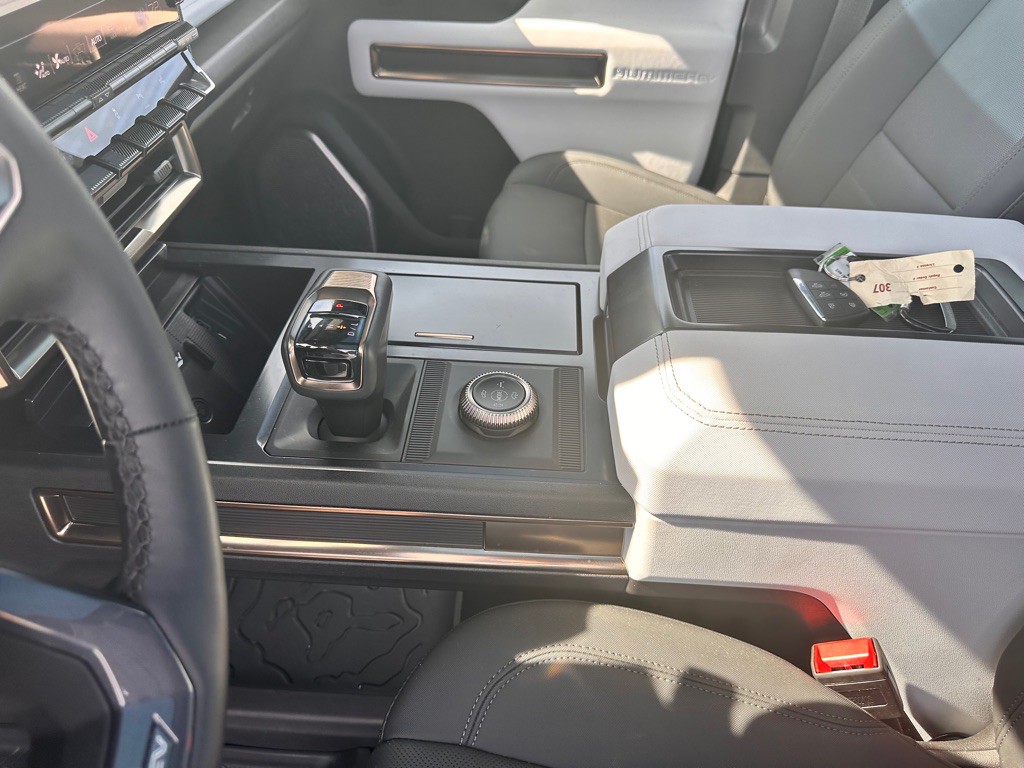 2023 GMC Hummer Pickup Image 33