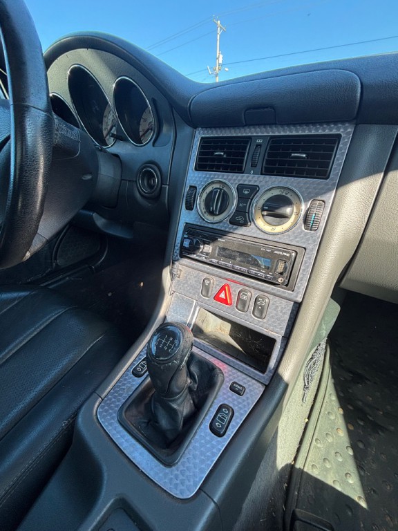 2004 Mercedes-Benz SLK-Class Image 7