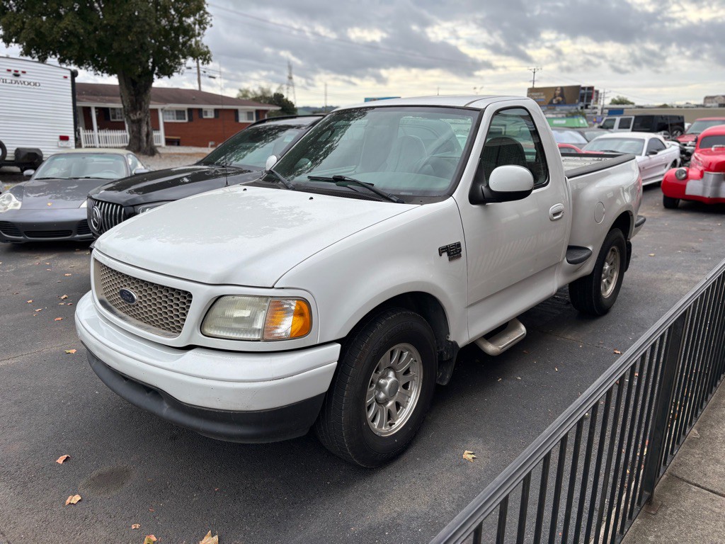 2003 Ford F-150 Image 3