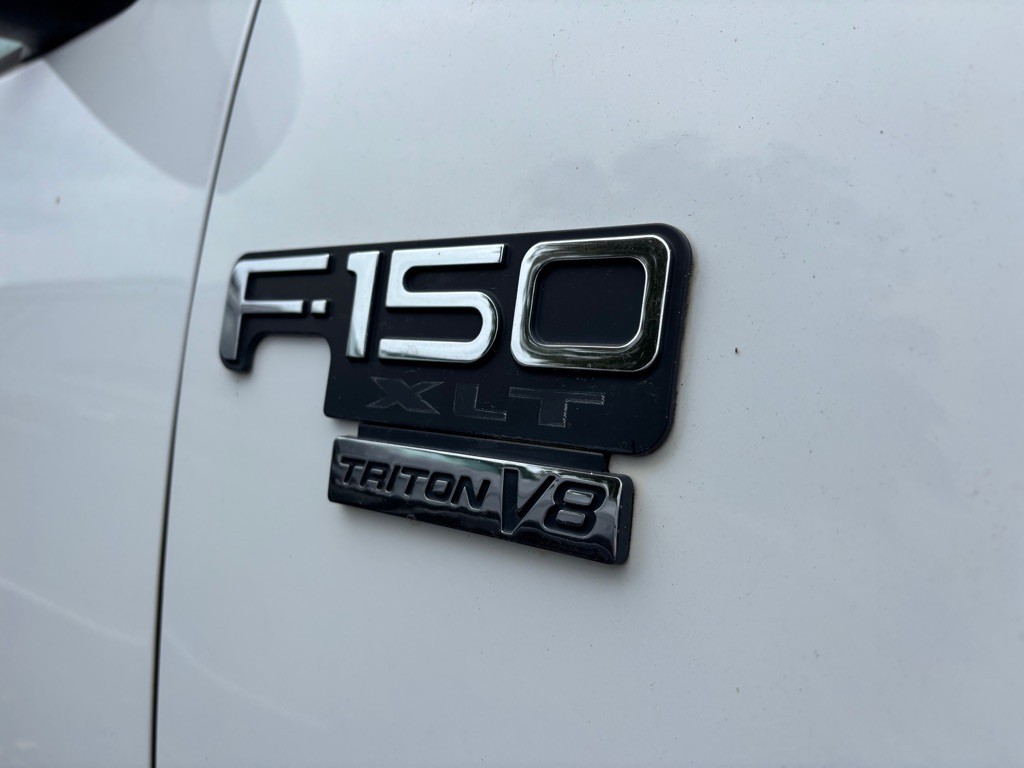 2003 Ford F-150 Image 9