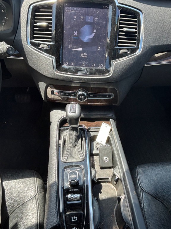 2016 Volvo XC90 Image 11