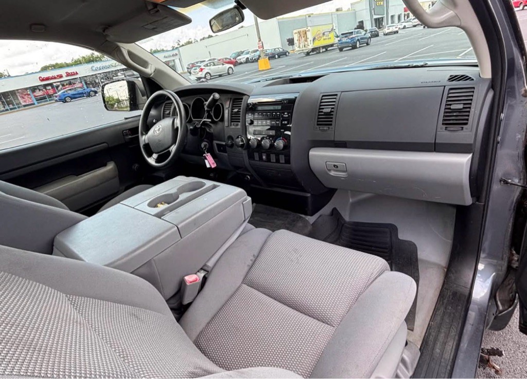 2008 Toyota Tundra Image 5