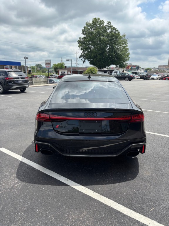 2021 Audi RS7 Image 5