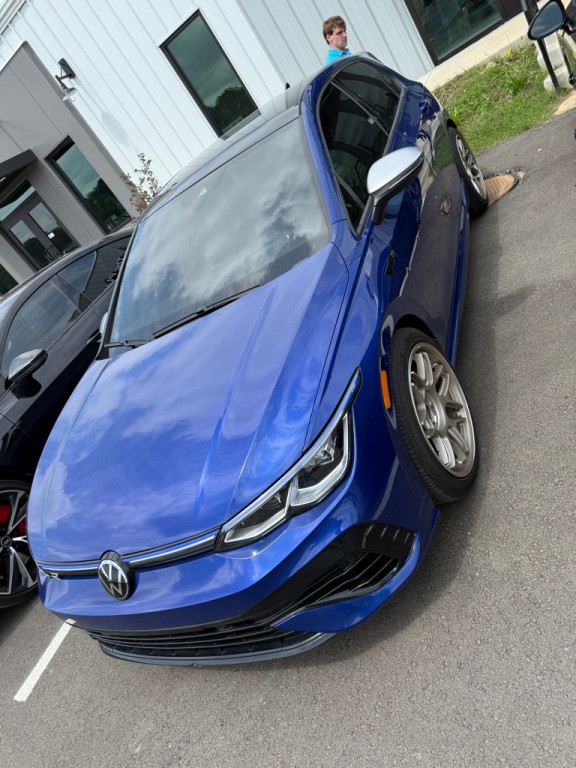 2024 Volkswagen Golf Image 1