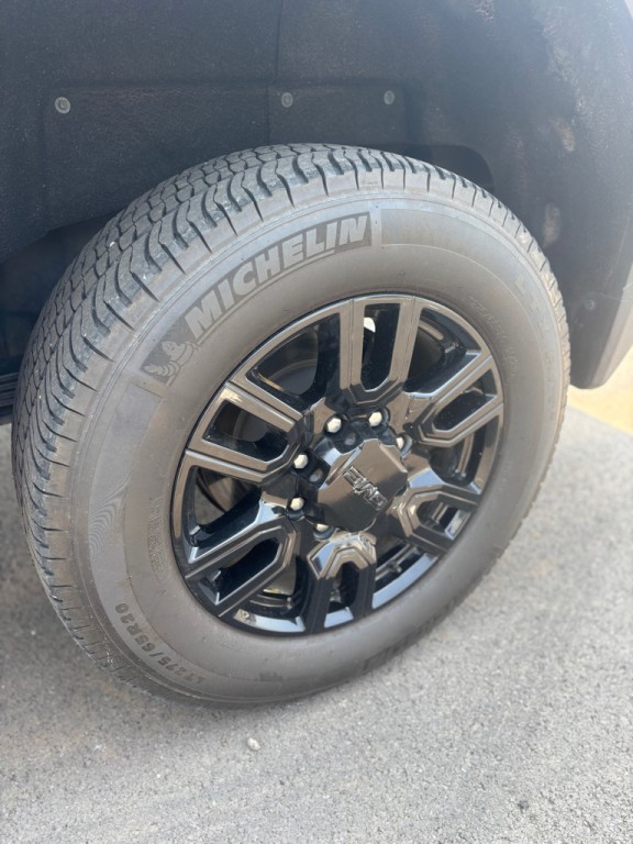 2021 GMC Sierra 2500 Image 8