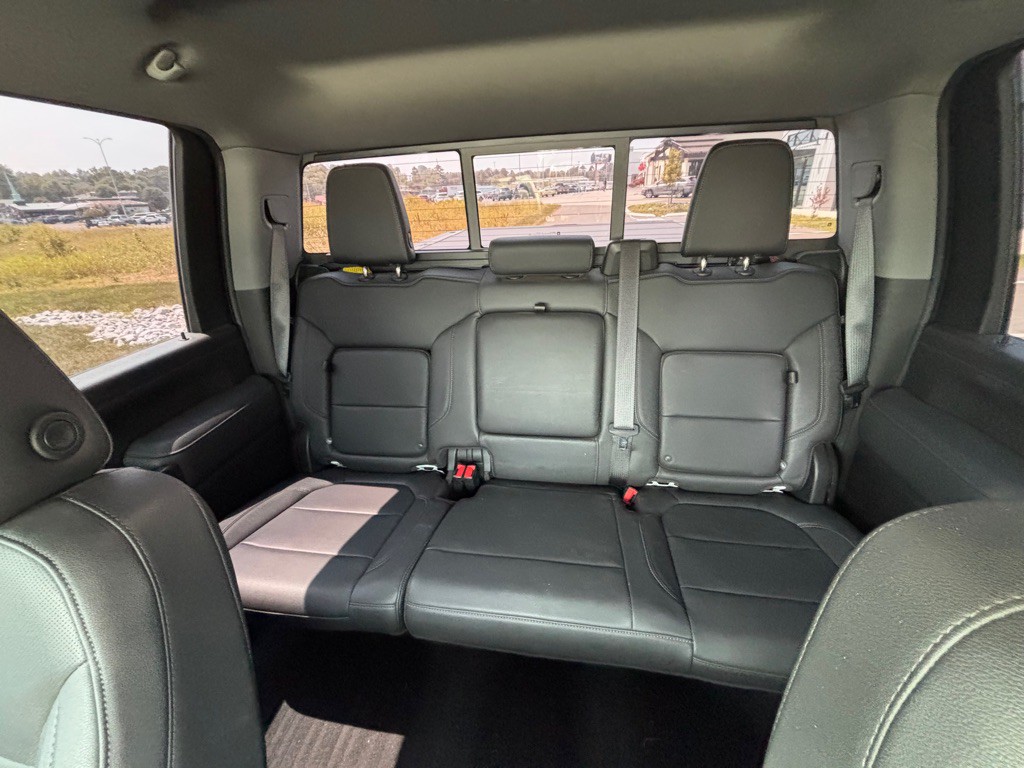 2021 GMC Sierra 2500 Image 16