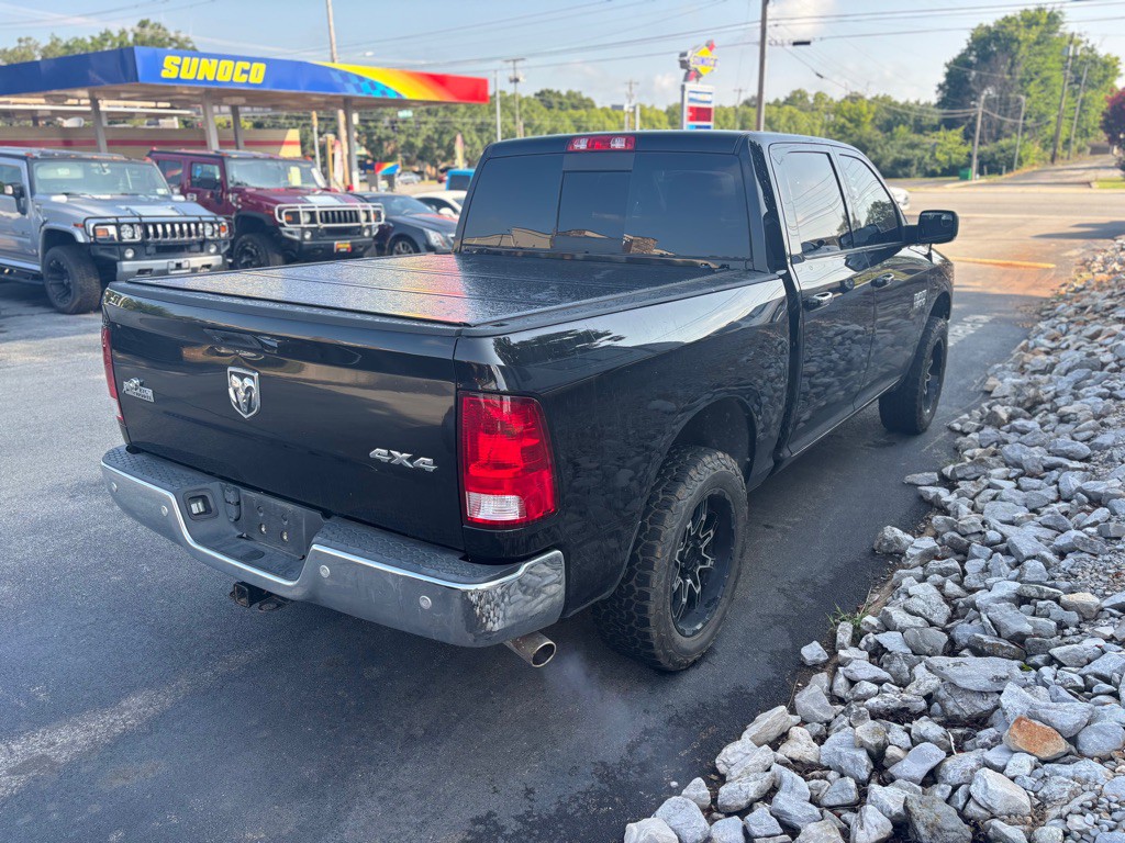 2018 RAM 1500 Image 3