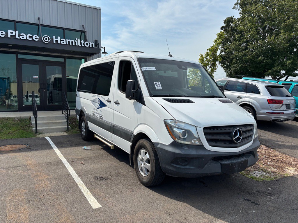 2016 Mercedes-Benz Sprinter Image 2