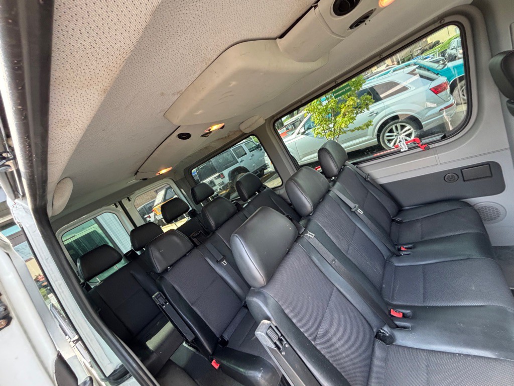 2016 Mercedes-Benz Sprinter Image 3