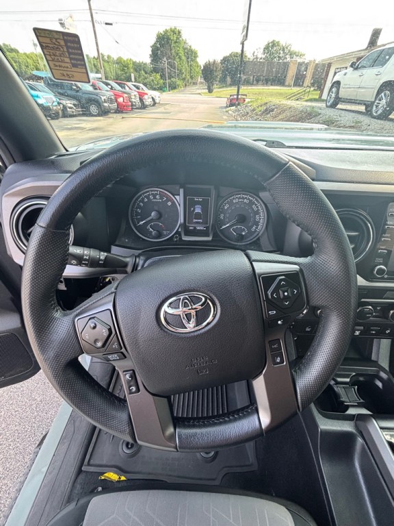 2022 Toyota Tacoma Image 10