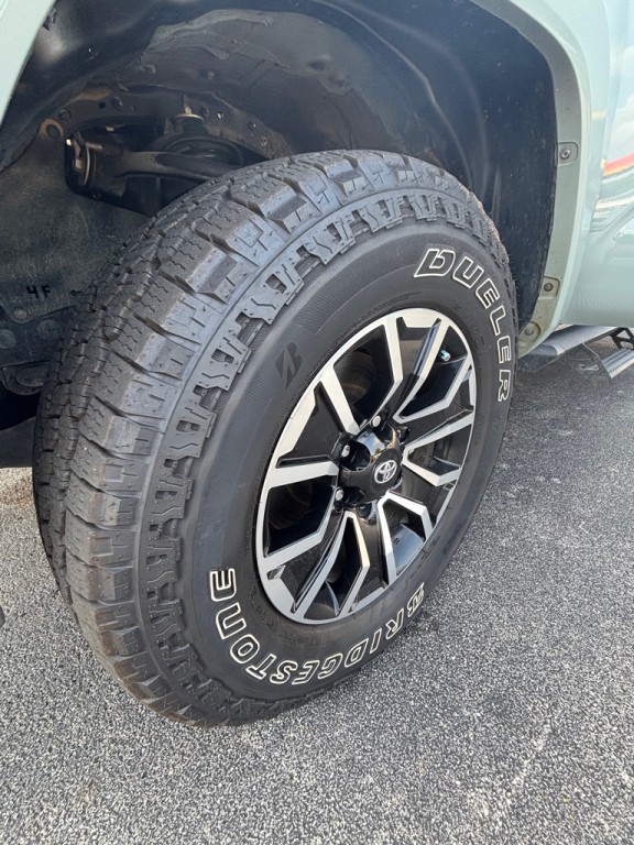 2022 Toyota Tacoma Image 14