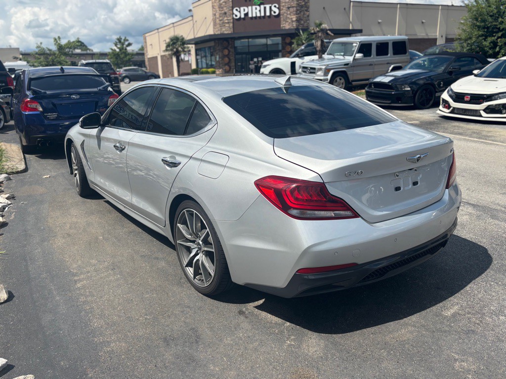2019 Genesis G70 Image 2