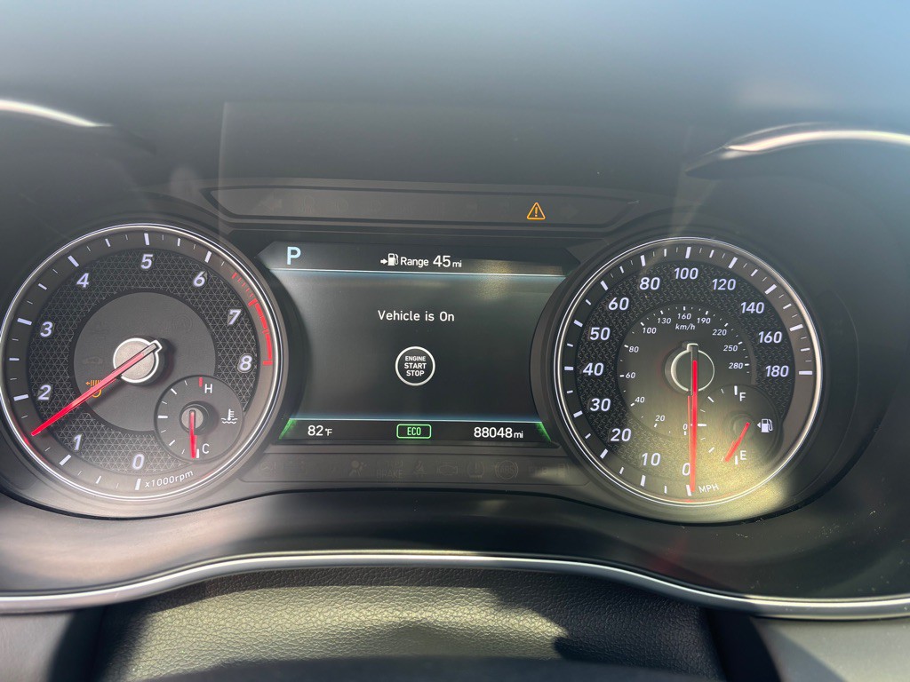 2019 Genesis G70 Image 9
