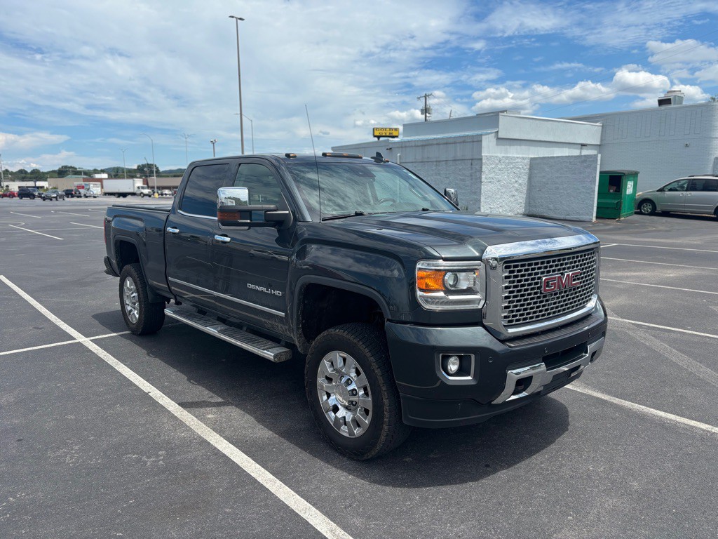 2017 GMC Sierra 2500 Image 3
